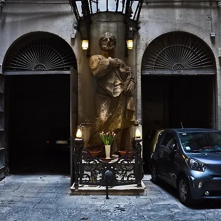 Palazzo Vittozzi * Naples