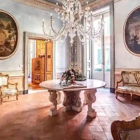 Palazzo Vittozzi Неаполь
